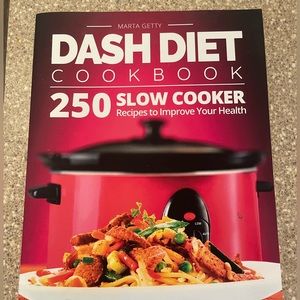 Like new, never used Dash Diet Cookbook for Slow Cooker